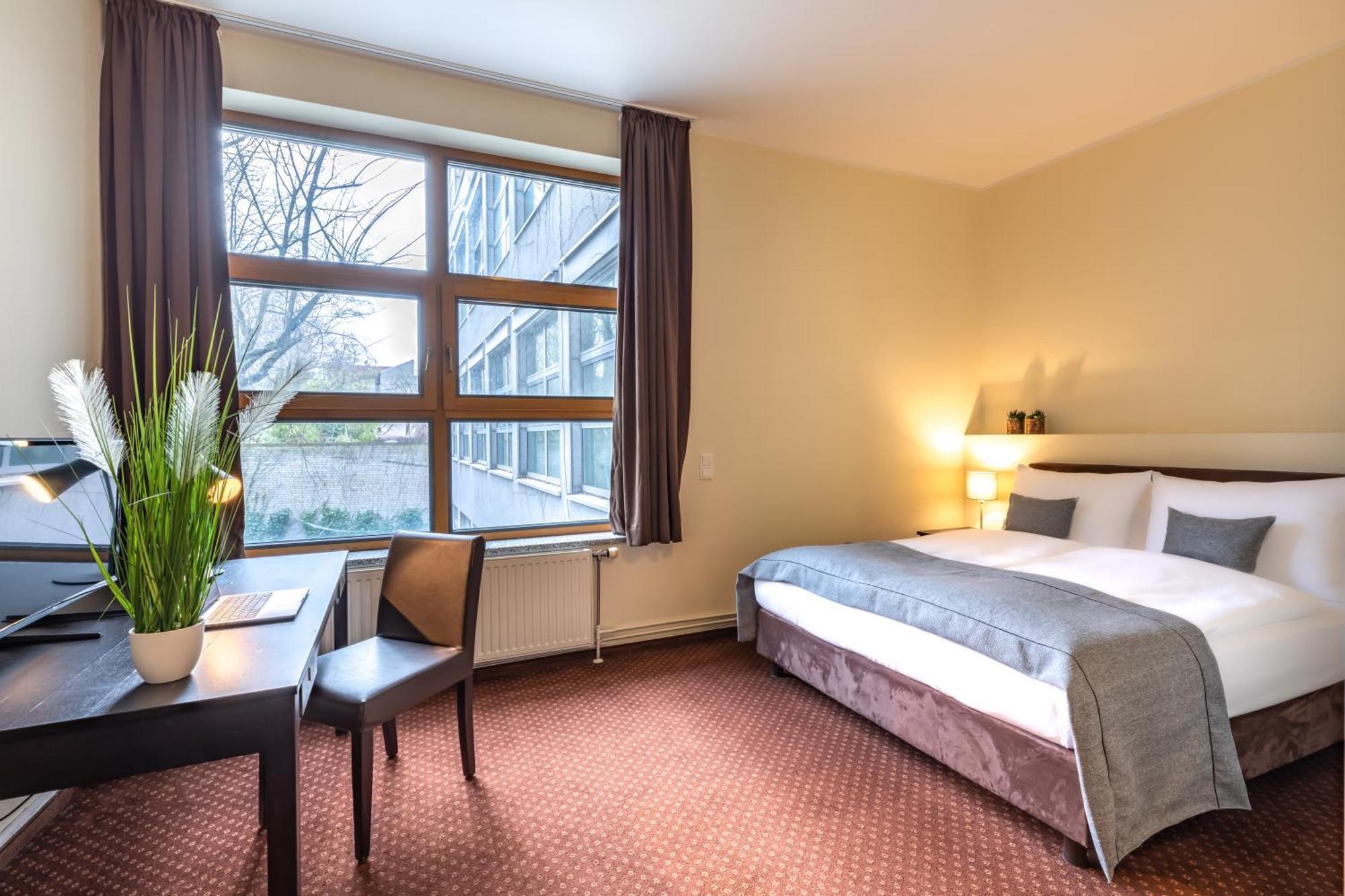 Garner Hotel Berlin - Schoeneberg By Ihg Ngoại thất bức ảnh