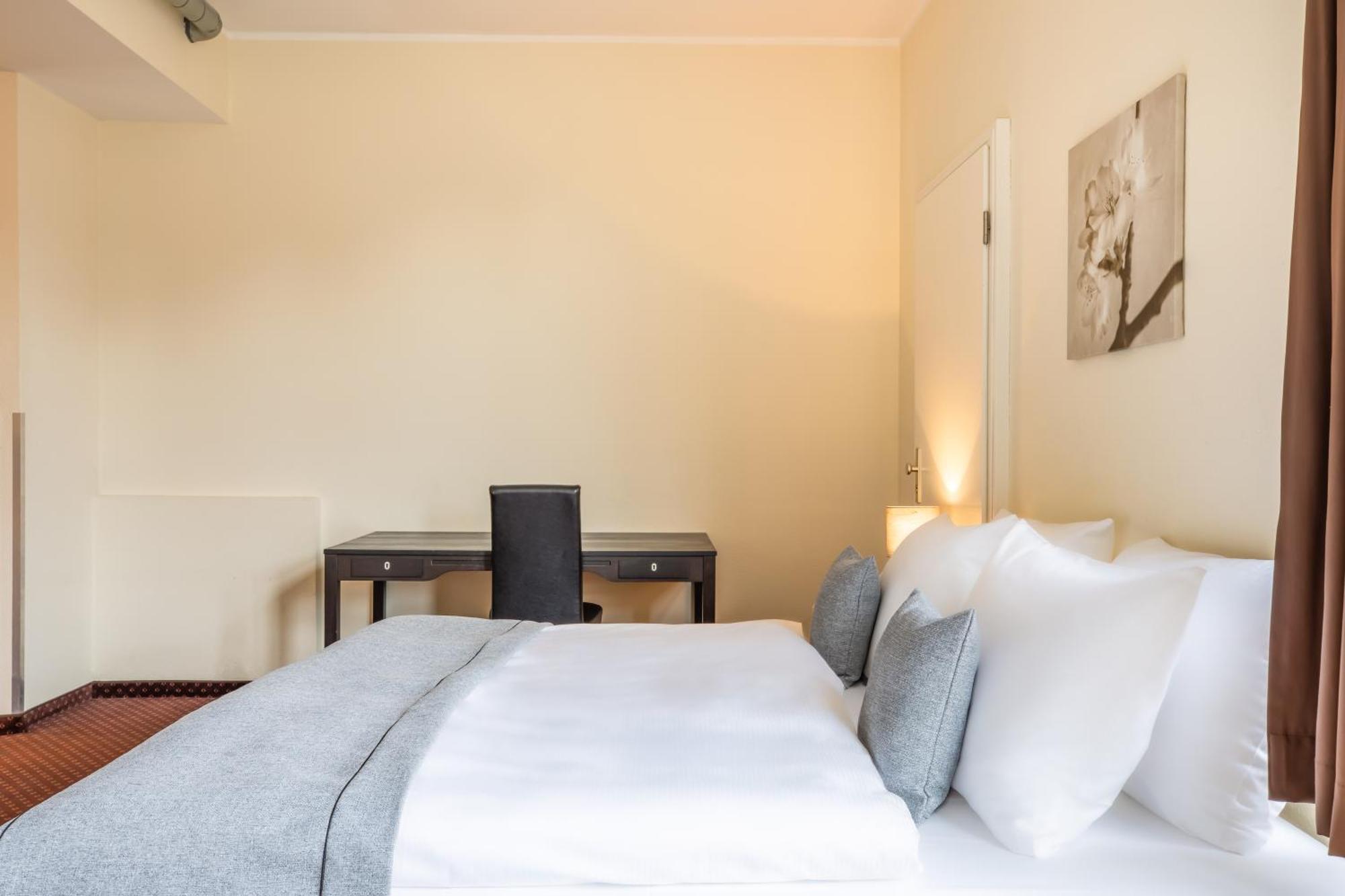 Garner Hotel Berlin - Schoeneberg By Ihg Ngoại thất bức ảnh